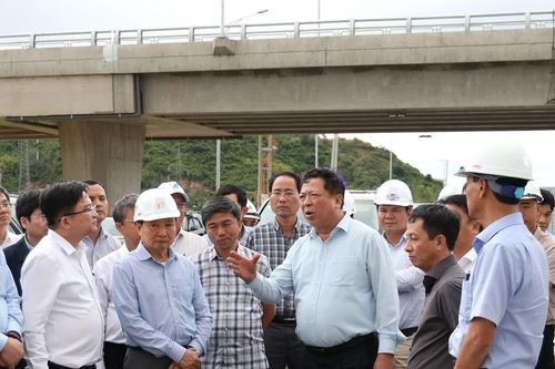 Chuẩn bị đưa vào khai thác cao tốc Vân Phong - Nha Trang dịp 30-4-2025