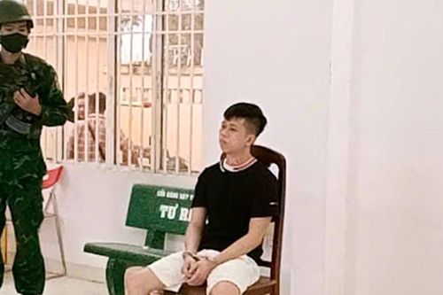 Bắt đối tượng vận chuyển vũ khí từ Campuchia về Việt Nam