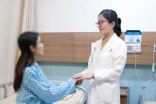 Phẫu thuật thành công cho bệnh nhân có khối u máu lớn vùng mũi xoang