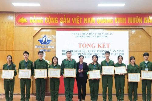 Nghệ An trao giải hội thi giáo dục quốc phòng và an ninh học sinh THPT