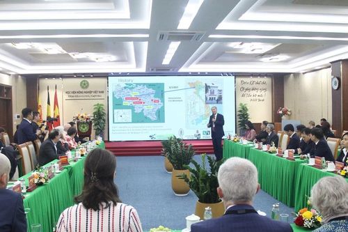 Học viện Nông nghiệp Việt Nam mở rộng hợp tác đào tạo nghiên cứu khoa học