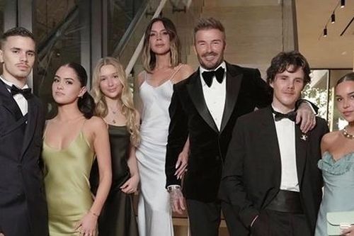 Hình ảnh cựu danh thủ David Beckham mừng sinh nhật tuổi 50 bên gia đình và bạn bè thân thiết