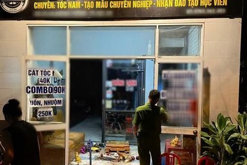 Nhóm người đập phá, đánh vợ chồng chủ quán cắt tóc ở Hội An