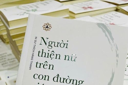 Ra mắt 2 ấn phẩm về nữ giới Phật giáo