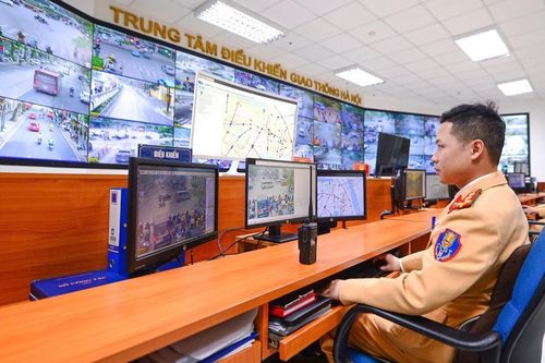 CSGT tăng cường dùng camera 'soi' tội phạm đường phố
