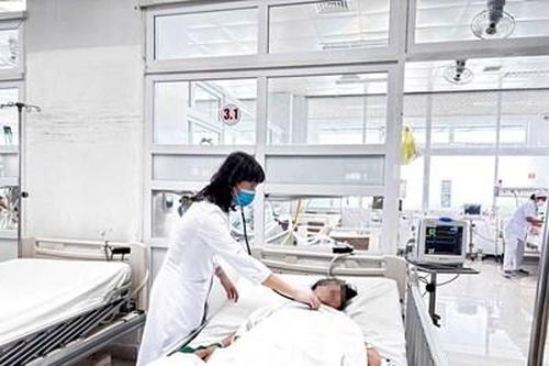 Người phụ nữ nguy kịch sau khi uống hơn 100 viên thuốc hướng thần
