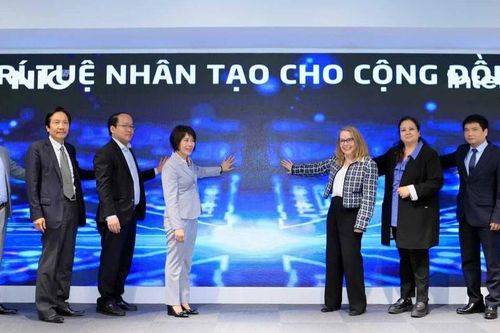 Bộ Tài chính ra mắt Chương trình 'Trí tuệ nhân tạo cho cộng đồng'