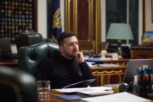Tổng thống Zelensky tiết lộ cuộc đàm phán đầu tiên về sứ mệnh hòa bình tiềm năng ở Ukraine