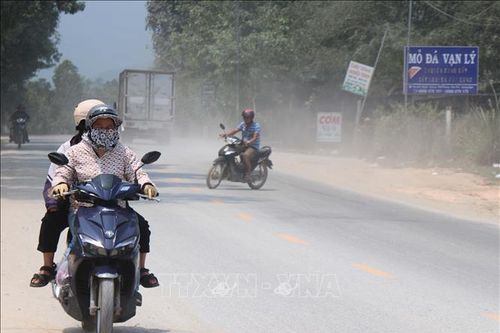 Người dân Quảng Ngãi bức xúc vì ô nhiễm từ mỏ đá và nhà máy băm dăm gỗ