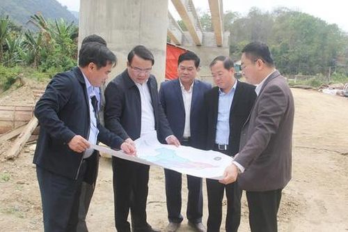 Nghệ An: Đẩy nhanh tiến độ dự án xây cầu qua sông Nậm Mộ