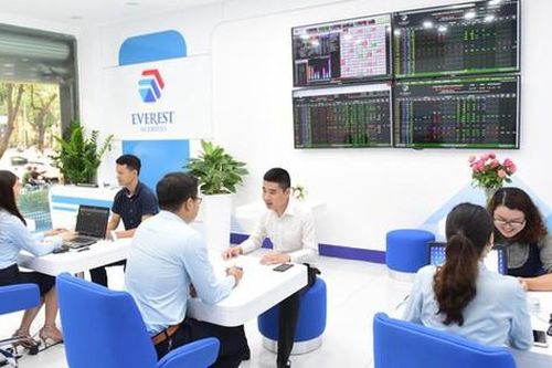Chứng khoán Everest tái cấu trúc: 5 lãnh đạo từ nhiệm vì cùng lý do