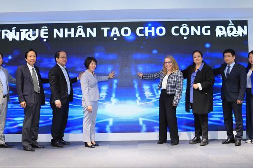 4 giờ học miễn phí nâng cao kiến thức AI cho nhiều lứa tuổi