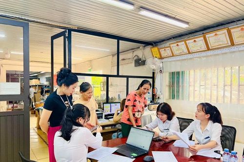 Điện lực Thạch Thành khuyến khích khách hàng sử dụng hình thức thanh toán tiền điện tự động