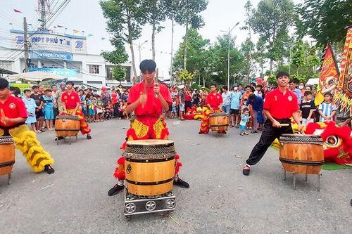 Nét đẹp văn hóa tinh thần của làng xã