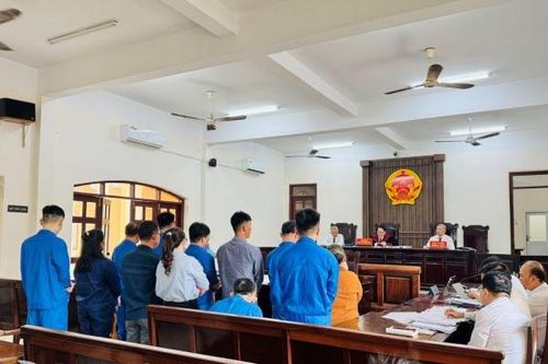 Vụ môi giới 'bảo kê' xe vi phạm qua Trạm Cảnh sát giao thông Suối Tre: Bị cáo chủ mưu lãnh án 9 năm tù