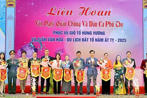 Khai mạc Liên hoan Văn nghệ quần chúng và Dân ca Phú Thọ
