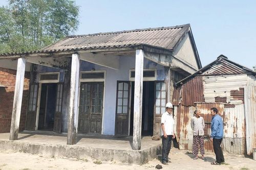 Người dân Phú Hải: Đi không được, ở không yên