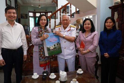Phó Chủ tịch Quốc hội tri ân nhân chứng lịch sử trong kỳ tích 'Đường Hồ Chí Minh trên biển'