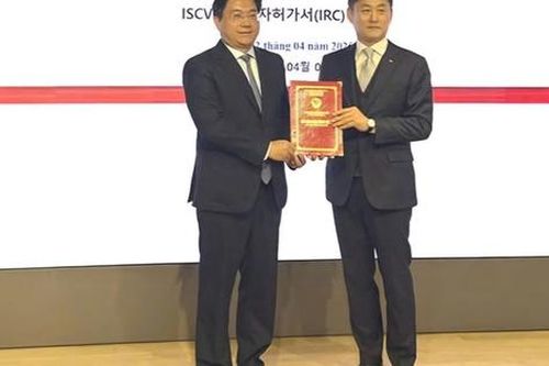 Vĩnh Phúc: Trao Giấy chứng nhận đăng ký đầu tư cho Công ty ISC Vina