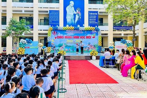 Thành phố Hồ Chí Minh ưu tiên học sinh lớp 1, lớp 6 được học gần nhà là nhân văn