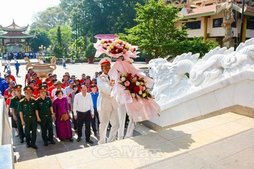 Về 'Đất thép thành đồng'