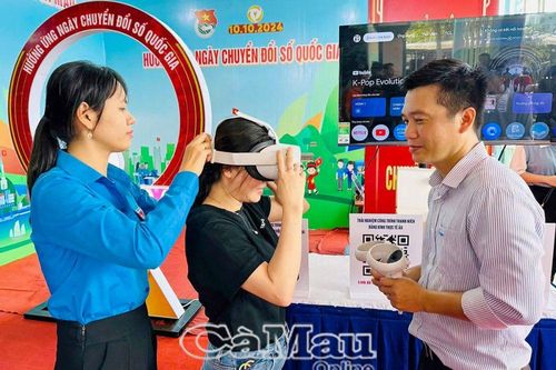 Tuổi trẻ tiên phong, xung kích trong chuyển đổi số