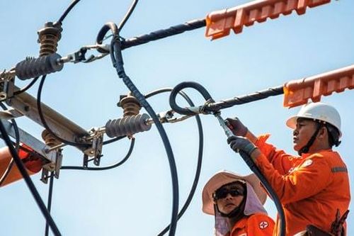 Ngành Điện phía Nam bảo đảm cung ứng đủ điện trong cao điểm mùa khô năm 2025