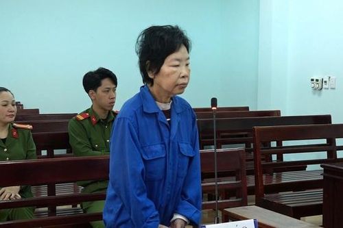 Buôn bán 'cỏ Mỹ', người phụ nữ 58 tuổi lĩnh án