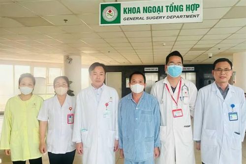 Nam thanh niên có khối u sùi loét tưởng ung thư nhưng lại là bệnh Whitmore