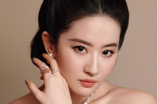 Vì sao Lưu Diệc Phi quyết không thay đổi nhược điểm khiến cô hiếm khi cười?