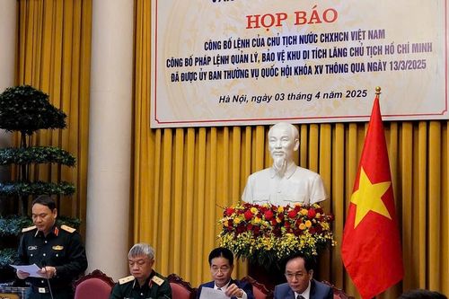 Công bố Pháp lệnh Quản lý, bảo vệ Khu di tích Lăng Chủ tịch Hồ Chí Minh