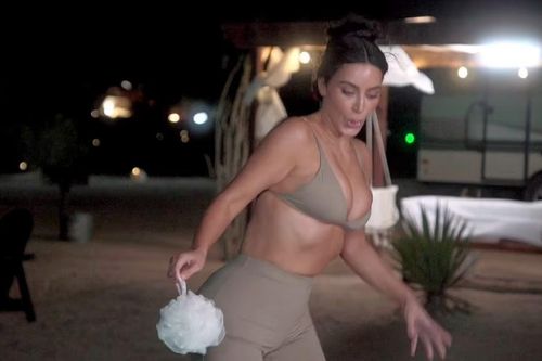 Kim Kardashian lại vấp tranh cãi