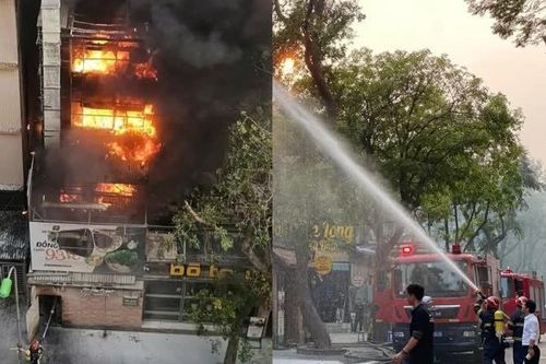 Cháy lớn tại nhà hàng bò tơ ở Hà Nội