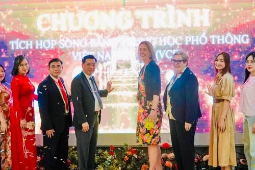 Hà Nội thêm một trường THPT đào tạo chương trình song bằng quốc tế