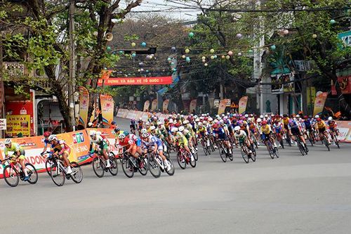 Khai mạc Giải đua xe đạp toàn quốc tranh Cúp Truyền hình Thành phố Hồ Chí Minh lần thứ 37 năm 2025