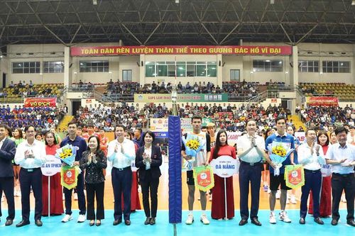 Khai mạc giải bóng chuyền Cúp Hùng Vương