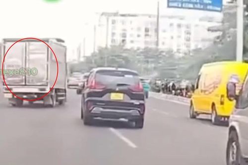Truy tìm tài xế xe tải lạng lách, gây náo loạn đại lộ Phạm Văn Đồng