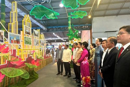 Triển lãm TPHCM và các tỉnh, thành hữu nghị tại Savannakhet lần thứ 5