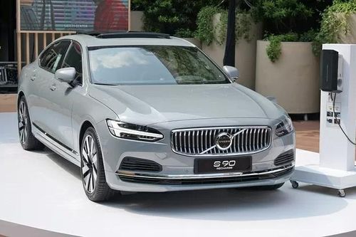Triệu hồi gần 7.500 xe Volvo plug-in Hybrid do nguy cơ cháy nổ