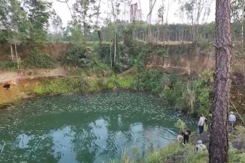 Tìm kiếm nam sinh lớp 9 mất tích khi đi câu cá cùng bạn