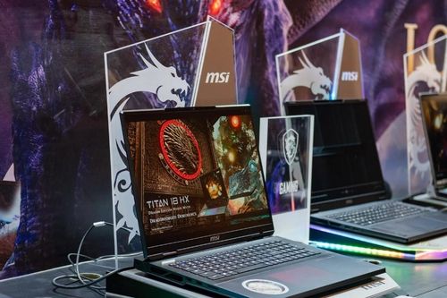 MSI ra mắt dòng laptop mới trang bị RTX 50 series tại Việt Nam