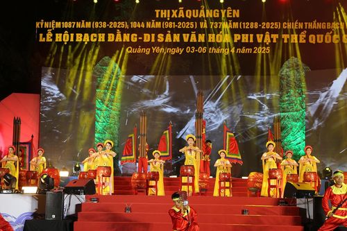 Lễ hội Bạch Đằng là lễ hội cấp thị xã cuối cùng của Quảng Ninh