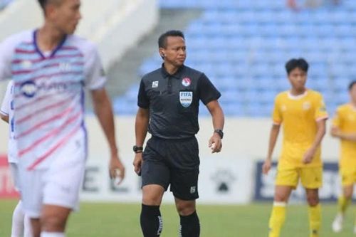 V-League xuất hiện điều chưa từng có trong lịch sử; Học trò HLV Mourinho từ chối khoác áo tuyển Indonesia