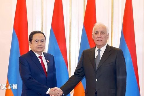Chủ tịch Quốc hội Trần Thanh Mẫn hội kiến Tổng thống Armenia Vahagn Khachaturyan