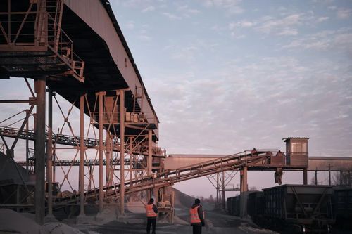 Ukraine: Thỏa thuận khoáng sản với Mỹ là 'một cái bẫy'