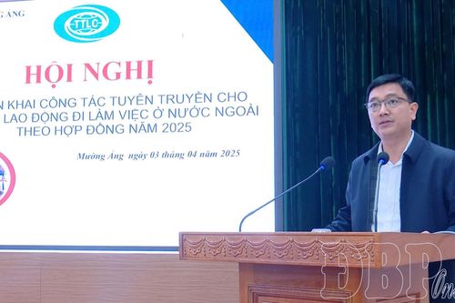 Tư vấn xuất khẩu lao động cho người dân Mường Ảng