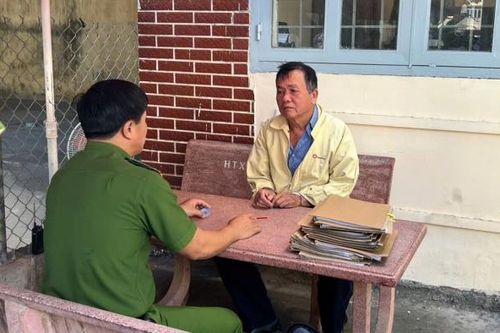 Bắt một đối tượng bị truy nã về tội đánh bạc