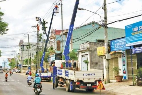 Ủy quyền cho Sở Công thương thực hiện các thủ tục liên quan đến giấy phép hoạt động điện lực