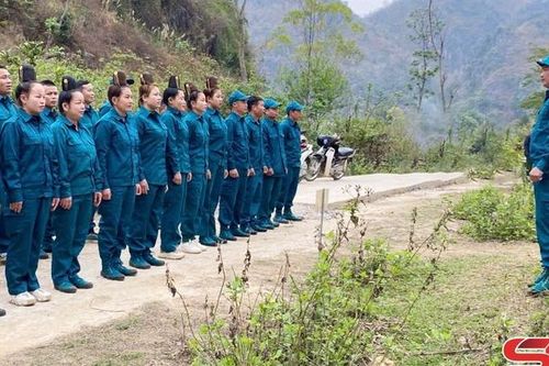 Nâng cao chất lượng huấn luyện dân quân tự vệ