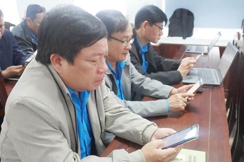 Bắt nhịp công nghệ số